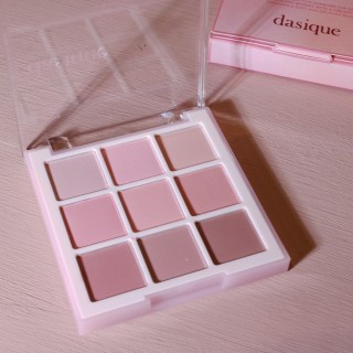 Dasique 霧面九色眼影盤33草莓牛奶