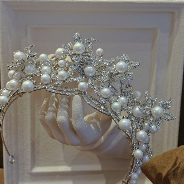 全新皇冠 pe122204